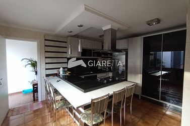 Casa &agrave; venda - 270m&sup2; - JARDIM GISELA