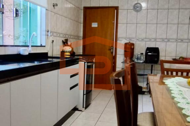Casa &agrave; venda - 125m&sup2; - Zona IV