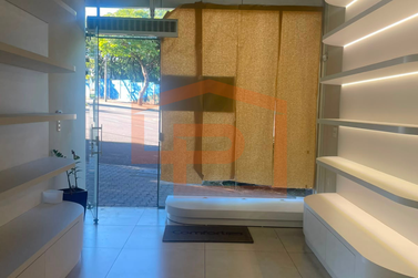 Sala Comercial para alugar - 170m&sup2; - Zona III