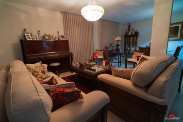 Sobrado &agrave; venda - 316m&sup2; - Zona II