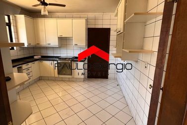 Casa &agrave; venda - 334m&sup2; - Jardim Lisboa