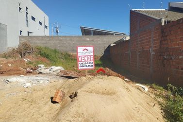 Terreno &agrave; venda - 126m&sup2; - Jardim Sakai