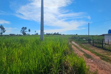 Ch&aacute;cara &agrave; venda - 21111m&sup2; - PARQUE LAGO AZUL