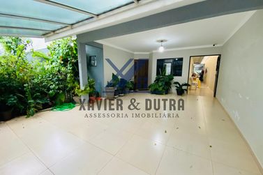 Casa &agrave; venda - 200m&sup2; - Jardim Aratimb&oacute;