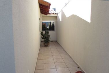 Casa &agrave; venda - Zona II