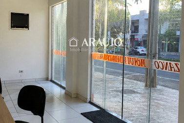 Sala Comercial para alugar - 127m&sup2; - Zona III