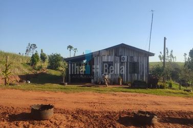 Ch&aacute;cara &agrave; venda - 