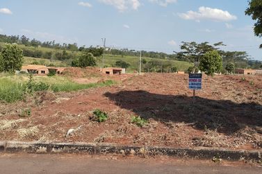 Terreno &agrave; venda - 126m&sup2; - Parque Residencial Viena II