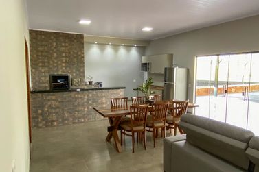 Ch&aacute;cara &agrave; venda - 40m&sup2; - -