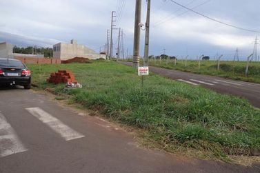 Terreno &agrave; venda - 218m&sup2; - Jardim Real