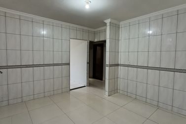 Casa para alugar - 188m&sup2; - ZONA VI