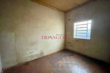 Casa &agrave; venda - 544m&sup2; - ZONA I