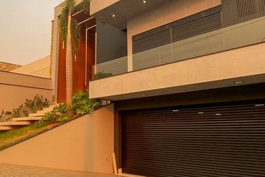 Casa &agrave; venda - 432m&sup2; - EURO PARK