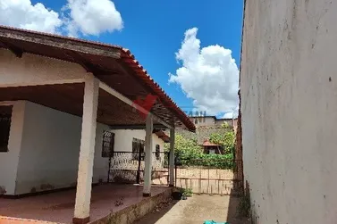 Casa &agrave; venda - Zona VII