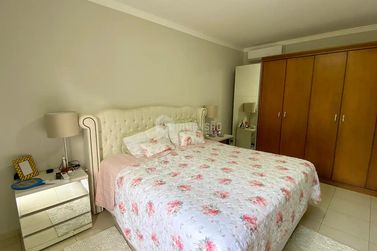 Sobrado &agrave; venda - 197m&sup2; - Zona II