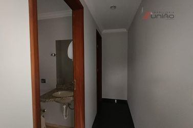 Sal&atilde;o Comercial para alugar - 600m&sup2; - Zona I