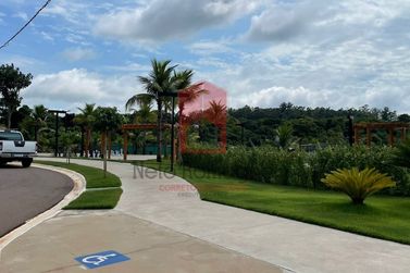 Terreno &agrave; venda - 373m&sup2; - Centro