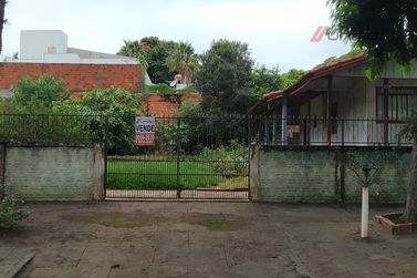 Casa &agrave; venda - 90m&sup2; - Zona VI