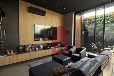 Casa &agrave; venda - 270m&sup2; - Gleba Figueira