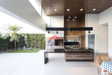 Casa &agrave; venda - 385m&sup2; - Jardim Am&eacute;rica