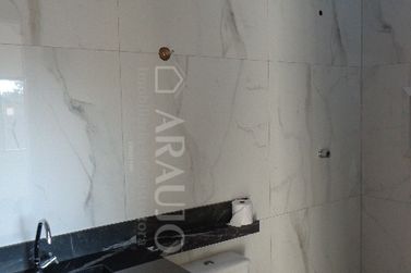 Casa &agrave; venda - 107m&sup2; - Jardim Imp&eacute;rio do Sol