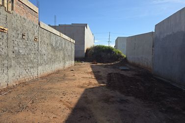 Terreno &agrave; venda - 161m&sup2; - PARQUE RESIDENCIAL TOKIO