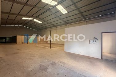 Sal&atilde;o Comercial para alugar - 400m&sup2; - Jarim Santiago