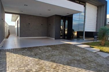 Casa &agrave; venda - 168m&sup2; - Paysage Essenza Condom&iacute;nio