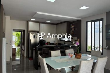 Casa &agrave; venda - 154m&sup2; - Vila Becker