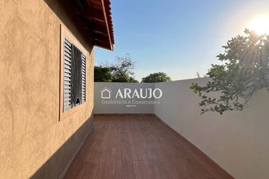 Casa &agrave; venda - 98m&sup2; - Jardim San Marino