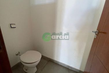 Sal&atilde;o Comercial para alugar - 253m&sup2; - Parque das Laranjeiras