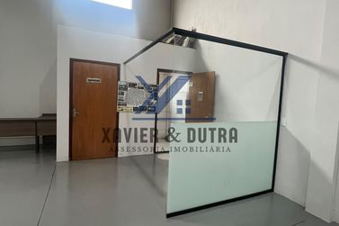 Sal&atilde;o Comercial para alugar - 225m&sup2; - Parque do Lago