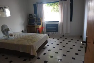 Casa &agrave; venda - ZONA I