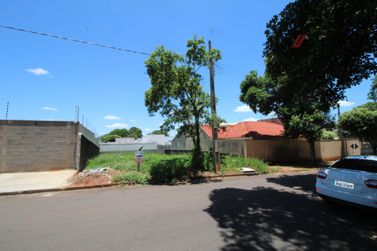 Terreno &agrave; venda - 360m&sup2; - Jardim Rotary