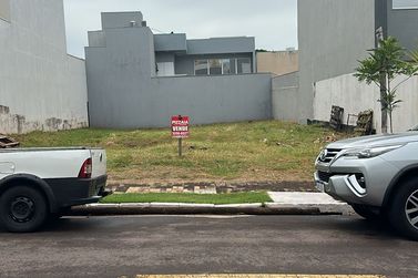 Terreno &agrave; venda - 338m&sup2; - Condom&iacute;nio Residencial Portal das &Aacute;guas