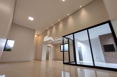 Casa &agrave; venda - 152m&sup2; - JARDIM PANCERA