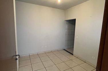 Casa &agrave; venda - 245m&sup2; - Zona II