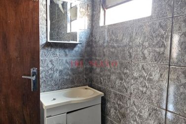 Casa &agrave; venda - 68m&sup2; - CONJUNTO RESIDENCIAL CORREGO LONGE