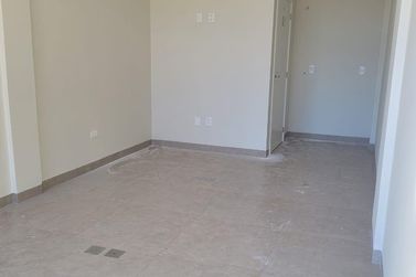 Sal&atilde;o Comercial para alugar - 21m&sup2; - Zona III