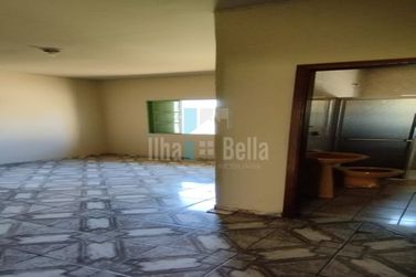 Casa &agrave; venda - Zona I