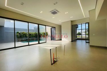 Casa &agrave; venda - 247m&sup2; - RESIDENCIAL EURO PARK