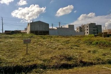 Terreno &agrave; venda - 157m&sup2; - Jardim Belo Monte