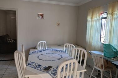 Casa &agrave; venda - 100m&sup2; - Jardim Tangara