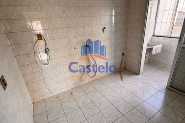 Apartamento para alugar - 53m&sup2; - ZONA III
