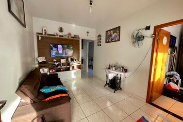 Casa &agrave; venda - 86m&sup2; - JARDIM VERDE VALE