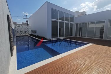 Casa &agrave; venda - 400m&sup2; - Jardim Belvedere