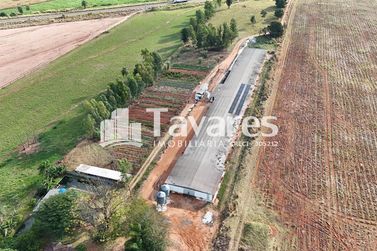 Ch&aacute;cara &agrave; venda - 48400m&sup2; - Santa Eliza