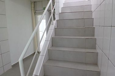 Sal&atilde;o Comercial para alugar - 800m&sup2; - Zona II