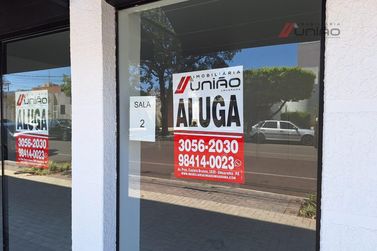Sal&atilde;o Comercial para alugar - 243m&sup2; - Zona 1