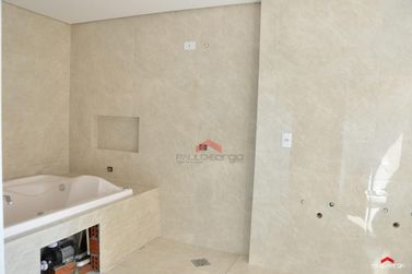 Apartamento &agrave; venda - 180m&sup2; - Zona III